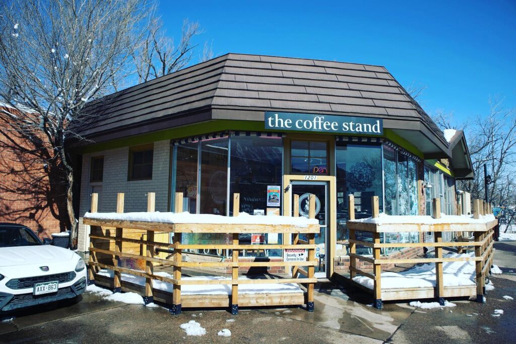 coffee shop open late in boulder